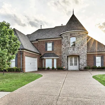 Cordova Home With Pool Table, 17 Mi To Memphis Zoo!